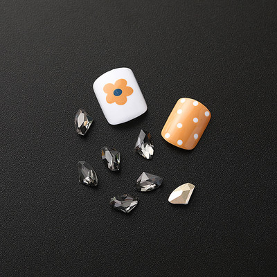 20 DB 6x10mm hegyes aljú K9 üveg fejsze alakú köröm strassz kristály drágakövek kő 3D körömdíszítés ékszer kiegészítők