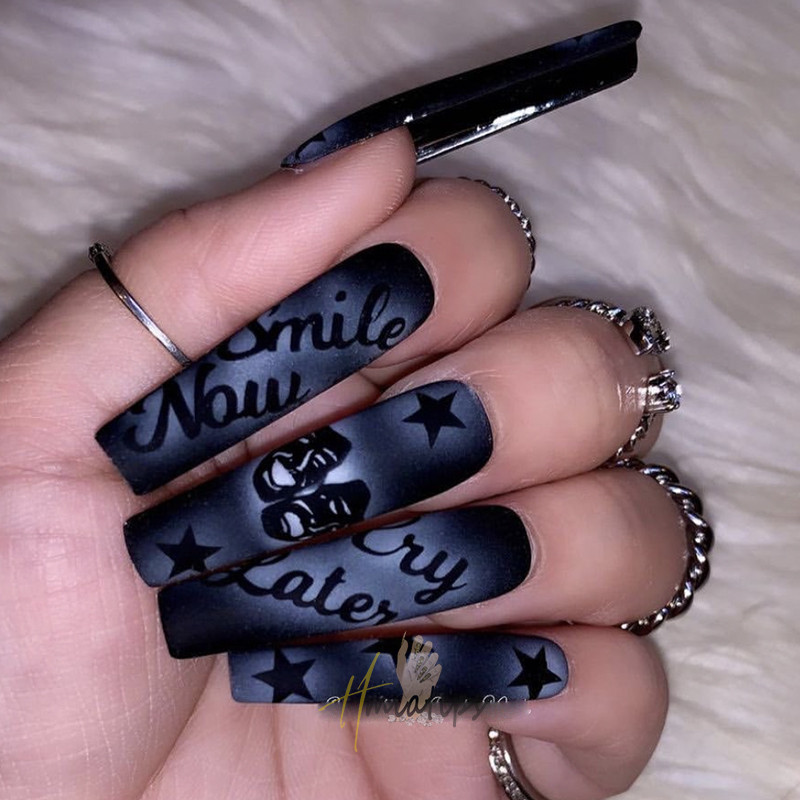 Nail Art Airbrush stencilek körmökhöz Szív Pillangó Medve Csillagok Üreges újrafelhasználható Körömtetováló Sablon Szalon Manikűr kellék
