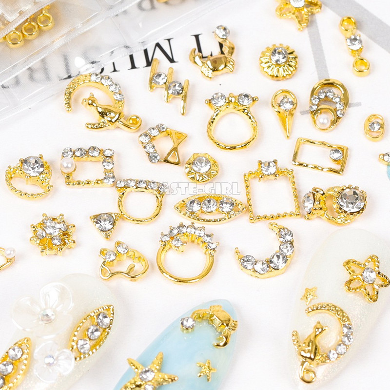 6 grile/pachet Bijuterie 3D cu sclipici pentru unghii, cu margele, împânzite cu pietre prețioase, diverse forme, cadru metalic, aliaj, nail art, știfturi cu strass, decalcomanii, manichiură