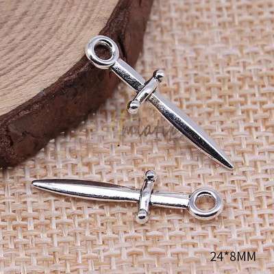 5 tk metallist 3D küünekunst Südamevõlusid Rhinestones Planeedi risti kujuga disain akrüül-geelküüntele Maniküüri tarvikud