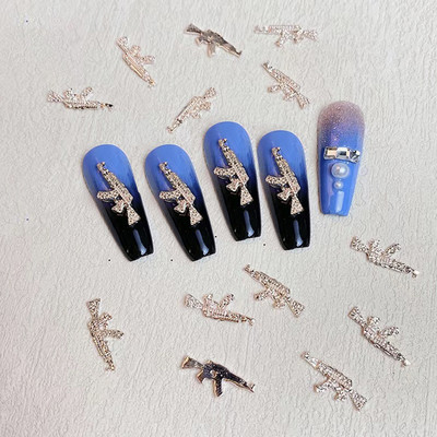 5 tk metallist 3D küünekunst Südamevõlusid Rhinestones Planeedi risti kujuga disain akrüül-geelküüntele Maniküüri tarvikud