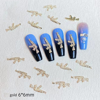 5 tk metallist 3D küünekunst Südamevõlusid Rhinestones Planeedi risti kujuga disain akrüül-geelküüntele Maniküüri tarvikud