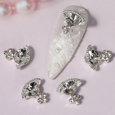 3D Alloy Planet Cross Nail Art Chamrs 10db/tétel Színes Saturn Designs Strasszok Gyémánt Dekorációk Ékszerek Köröm Kiegészítők