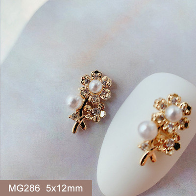 10 komada Love Flower Leptir mašna Legura Nail Art Cirkon Pearl Crystal Metal Manikura Nokti Accesorios Supplies Decorations Charms