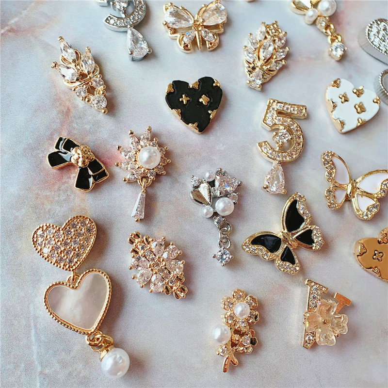 10 komada Love Flower Leptir mašna Legura Nail Art Cirkon Pearl Crystal Metal Manikura Nokti Accesorios Supplies Decorations Charms