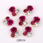 Új 10db Fényes Gyöngy Strasszkő Virág design Ötvözet Nail Art Dekorációk Csillogó Barkácsolás 3D Köröm Ékszer Medál QB054-063