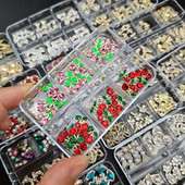 1 kutija Nail Art Rhinestones Kristalno staklo Drago kamenje 3D legura Srce Nail Decoration Mix Charms Nail Diamonds DIY za pribor za nokte
