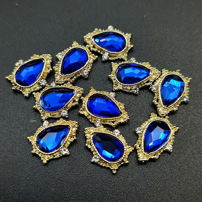 1 kutija Nail Art Rhinestones Kristalno staklo Drago kamenje 3D legura Srce Nail Decoration Mix Charms Nail Diamonds DIY za pribor za nokte