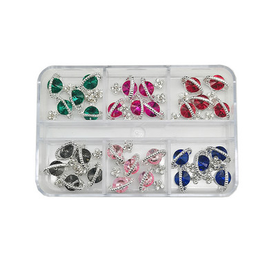 1 kutija Nail Art Rhinestones Kristalno staklo Drago kamenje 3D legura Srce Nail Decoration Mix Charms Nail Diamonds DIY za pribor za nokte