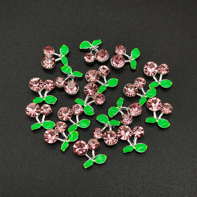 1 kutija Nail Art Rhinestones Kristalno staklo Drago kamenje 3D legura Srce Nail Decoration Mix Charms Nail Diamonds DIY za pribor za nokte