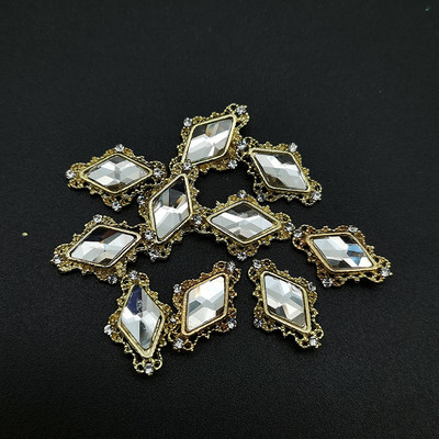 1 kutija Nail Art Rhinestones Kristalno staklo Drago kamenje 3D legura Srce Nail Decoration Mix Charms Nail Diamonds DIY za pribor za nokte