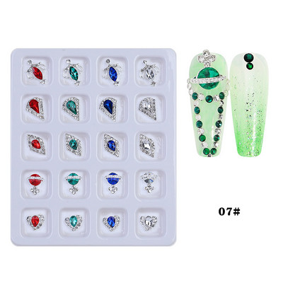 1 kutija Nail Art Rhinestones Kristalno staklo Drago kamenje 3D legura Srce Nail Decoration Mix Charms Nail Diamonds DIY za pribor za nokte