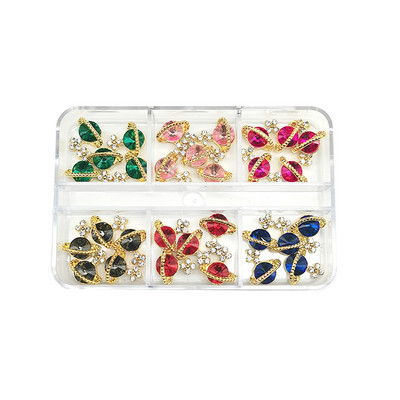 1 kutija Nail Art Rhinestones Kristalno staklo Drago kamenje 3D legura Srce Nail Decoration Mix Charms Nail Diamonds DIY za pribor za nokte