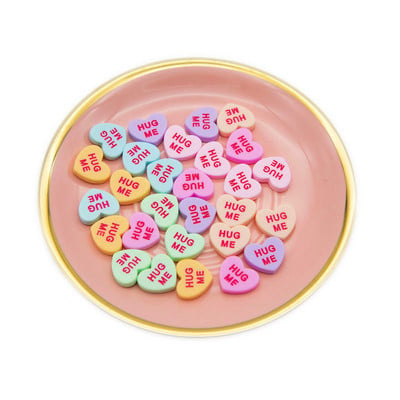 30 бр. Sweet Heart Nail Art Charms Декорации Нов цвят Буква Праскова Сърце Бижута Направи си сам Flatback Resin Crafts Маникюр Аксесоари