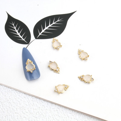 10 DB 3D körömbűvek Lógó Kereszt szív hold köröm ékszerek 3D körömbűvek Nail Art Dekorációs körömpiercing medálokhoz