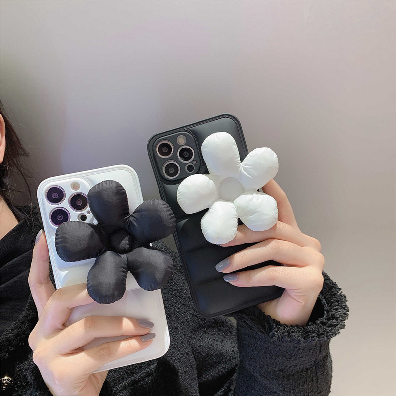 Απλές ασπρόμαυρες λουλούδια Winter Down θήκη τηλεφώνου για IPhone 13 12 11 Pro Max Coque Προστασία αερόσακου πίσω κάλυμμα