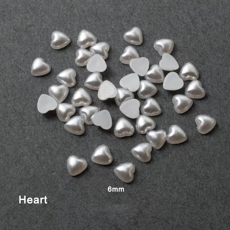 Resin Heart Moon körömdíszítés lapos hátú gyöngyházfényű fehér vegyes méretű 3D manikűr kiegészítők 100/200db