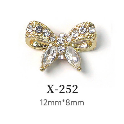 10 τμχ Crown Heart Nail Charms Luxury Candy Color Designer Alloy Nails Rhinestones Decors 3D Peach Heart Maple Leaf Nails Parts