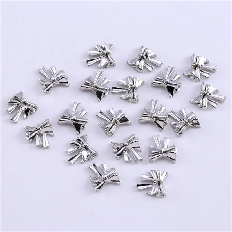 20db Japán villanó masni szív körömdísz 3D arany ezüstötvözet körmök kiegészítők manikűr 8-9mm Charms manikűr kellékek