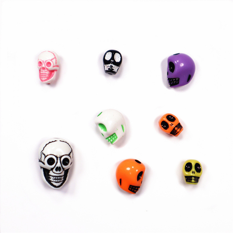50 db Halloween körömdísz koponya dekoráció gyanta körmök kiegészítők színes 3D gyöngysor Design manikűr varázslat