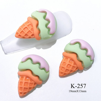 20db Macaron Ice Cream Cone Nail Art Charms Ékszer Aranyos Desszert 3D Édes Kiegészítők Színes Kawaii Nails Dekorációk 13*19mm