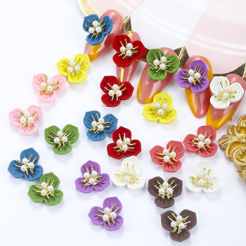 10Pcs Flowers Core Nail Charms Pearl Floret Retro Rhinestone Alloy спрей Paint Bloom 3D Charm Parts Аксесоари за маникюр 12*12mm