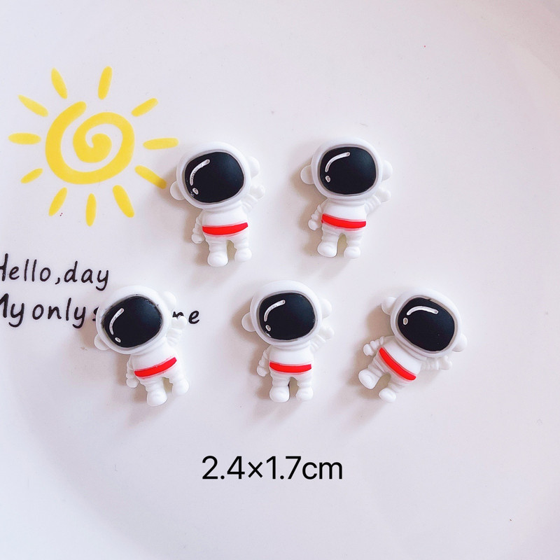 10 vnt Astronaut Planet Nail Charm 2,5*1,6cm Oversize Rocket Nails Art dervos dekoravimo animacinių filmų Kawaii 3D kosmoso manikiūro reikmenys