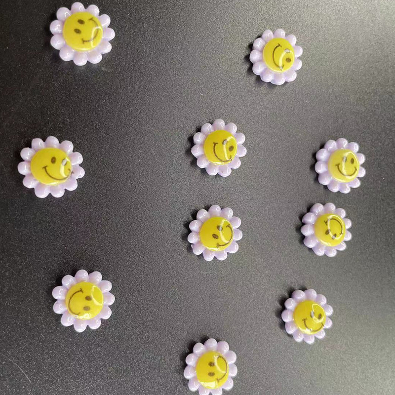 10Pcs Sun Flower Smiles Nail Rhinestones 3D Kawaii Resin Nails Art Charms 11x11mm Šareni pribor za manikuru Dekoracije 2022.