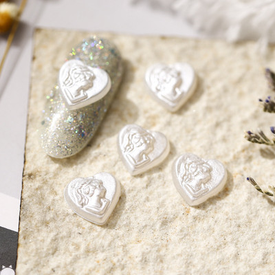 20 vnt. Kissbye lūpų nagų papuošimai LOVE angliškų raidžių dervos žavesiai, dalis 3D širdis, grožis, mergaitė, galva, krištoliniai nagai, papuošalai