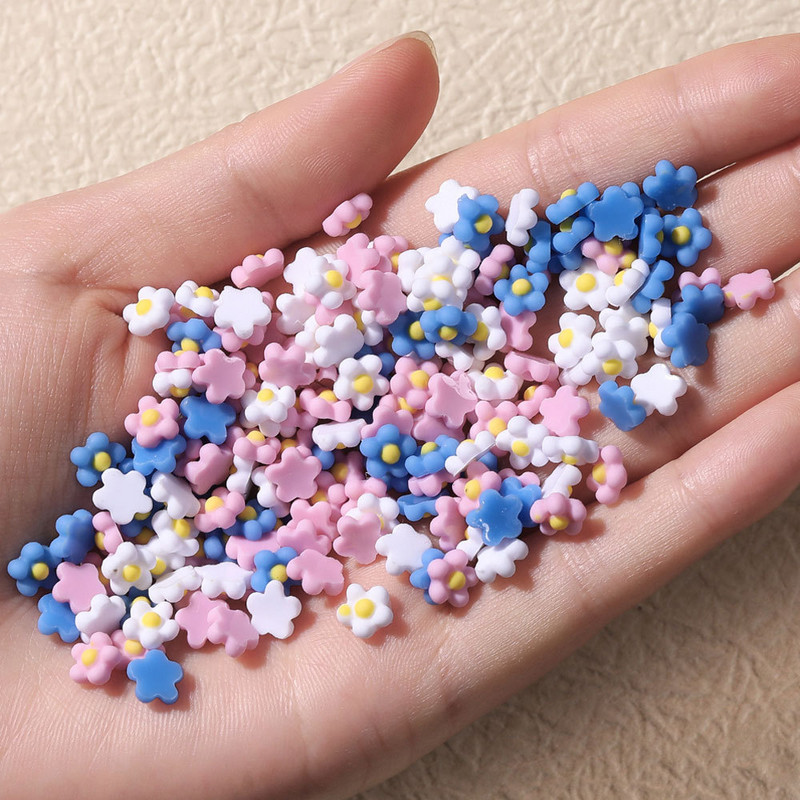 50vnt japoniškų margučių nagų dekoracijos dervos gėlės papuošalai 3D mini florets derva Kawaii rožinė balta nagų dailės priedai 5 mm