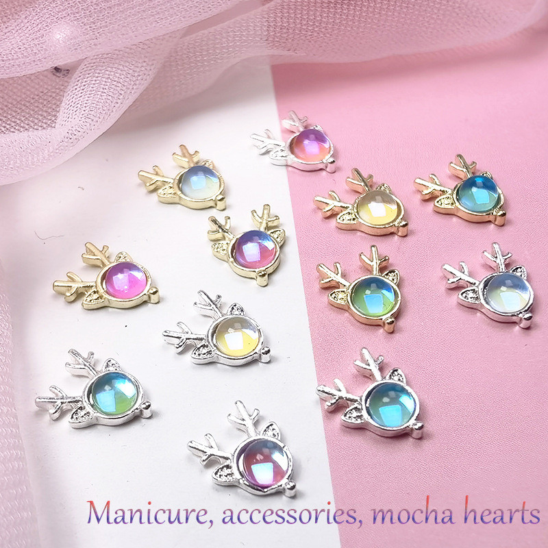 10 vnt briedžių krištolo lydinio nagų priedai žavesiai 3D prabangūs elnio galvos krištoliniai akmenys nagų dekoracijos 3D Aurora magiški brangakmeniai
