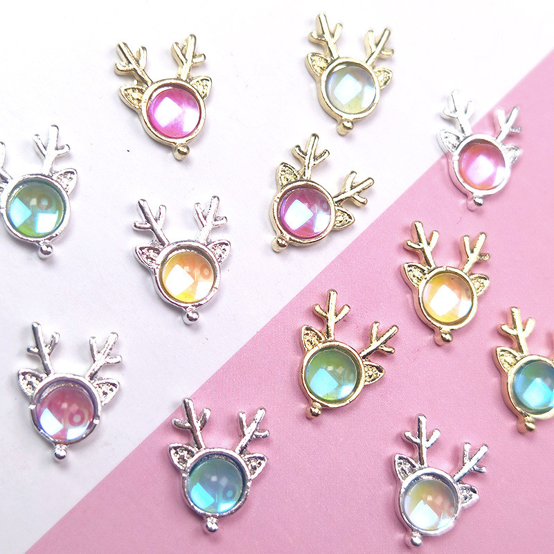 10 vnt briedžių krištolo lydinio nagų priedai žavesiai 3D prabangūs elnio galvos krištoliniai akmenys nagų dekoracijos 3D Aurora magiški brangakmeniai