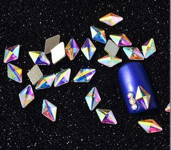 100db AB átlátszó strassz 4-10mm körömdíszítő formájú felső Crystal AB cseh kristály strassz lapos hátú hosszúkás üvegkövek ZZ15244