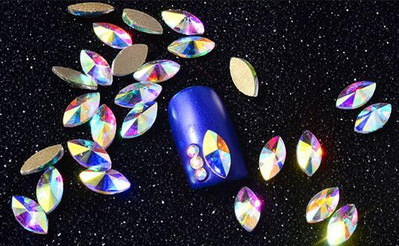 100db AB átlátszó strassz 4-10mm körömdíszítő formájú felső Crystal AB cseh kristály strassz lapos hátú hosszúkás üvegkövek ZZ15244