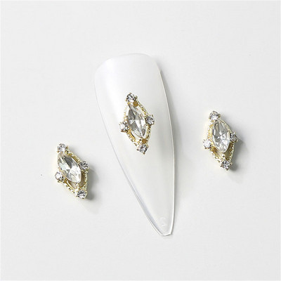 10 komada aluminijske visoke pete nakit za nokte privjesci 3D kruna medvjed srce dijamant luksuzni ukrasi za nokte 2022 metalni pribor za manikuru