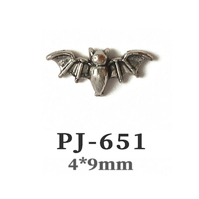 50db Retro Nail Charms Halloween Dekoráció Fém Nail Art Design Koponya Pumpkin Diamond Vintage Luxus Nails Manikűr eszköz