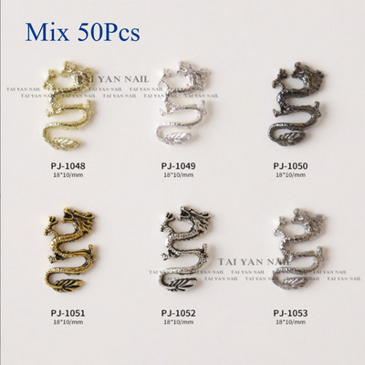 50db Retro Nail Charms Halloween Dekoráció Fém Nail Art Design Koponya Pumpkin Diamond Vintage Luxus Nails Manikűr eszköz