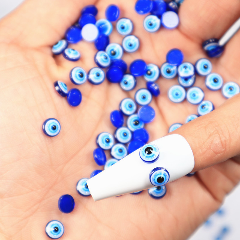 50db/táska Blue Eyes 3D Resin Nail Charms DIY Nail Art Dekorációs Gyöngyök ékszerekhez Köröm Strasszkő Manikűr Kiegészítők 6-8mm