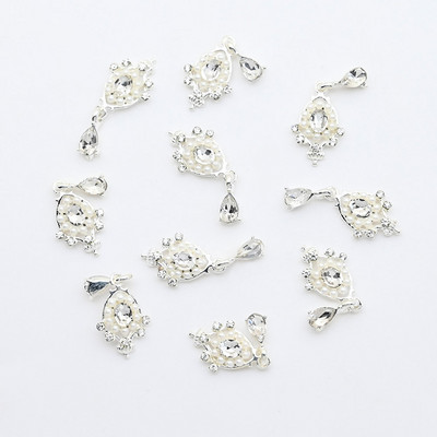 10db Evil Eye Nails Art Charms 3D gyémánt berakás széle Blue Eyes ötvözet fém köröm ékszer 9,7*17mm manikűr dekorációs kiegészítő