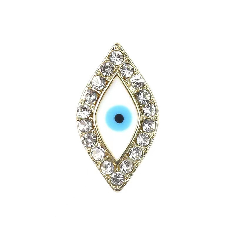 10db Evil Eye Nails Art Charms 3D gyémánt berakás széle Blue Eyes ötvözet fém köröm ékszer 9,7*17mm manikűr dekorációs kiegészítő