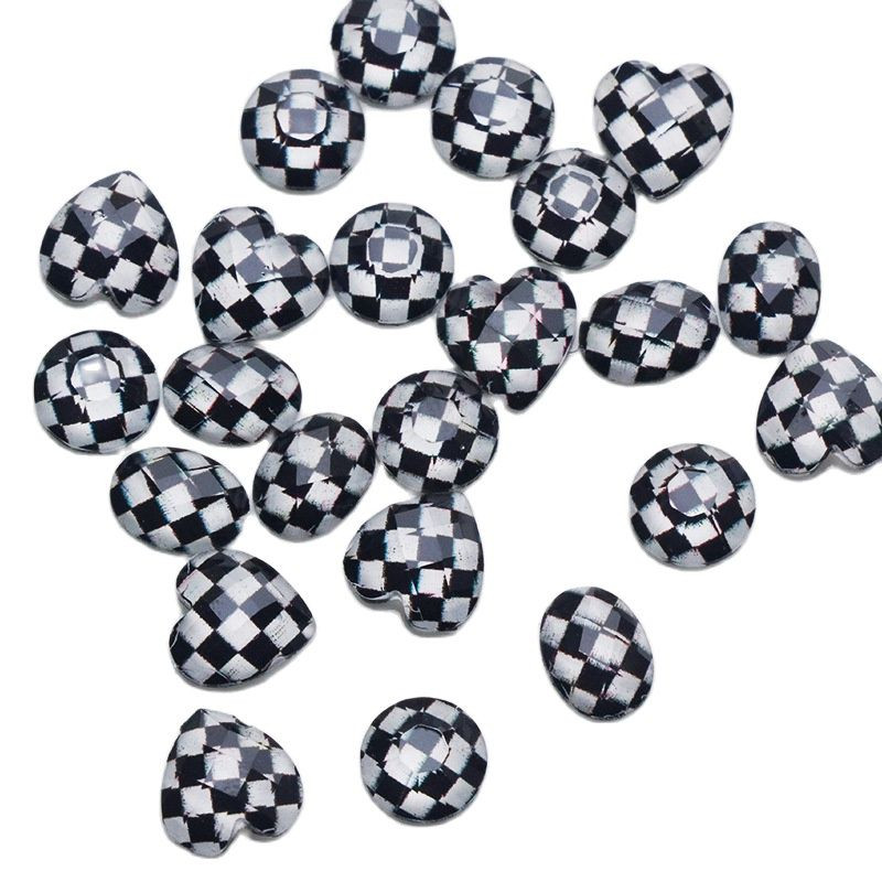 20 komada ružičaste šahovnice za nokte u obliku srca, kamenčići, plavi vodeni trodimenzionalni promjer s ravnim leđima, ukrasi od smole za nokte, kamenčići