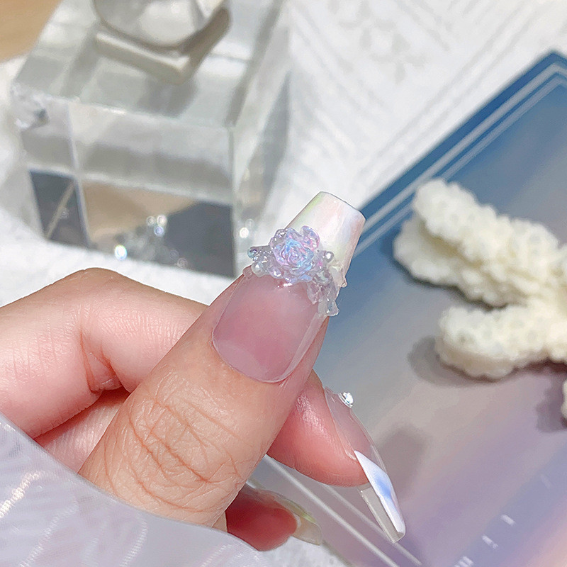 Rosy Girl: 500 Clear Rouge Blue Camellia Blossom Nail Embellish Charms Graceful Floret Glaze Stílusú körömzselé akril kiegészítők