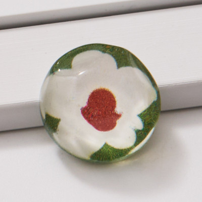 1980-as évek Vintage Flower Insider Konvex drágakövek Díszek köröm dekorokhoz Water Shadow Florets Resin Stones Körömcsúcsok Tartozékok 16mm
