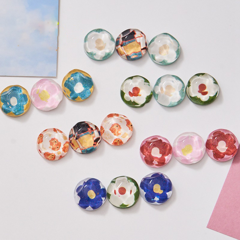 1980-as évek Vintage Flower Insider Konvex drágakövek Díszek köröm dekorokhoz Water Shadow Florets Resin Stones Körömcsúcsok Tartozékok 16mm