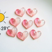 Girliness Heart: Színátmeneten csillogó körömdíszek Rózsás flitterek Kitöltő szívdíszítés Laposan villogó akrilcsúcsok Tartozék 3D