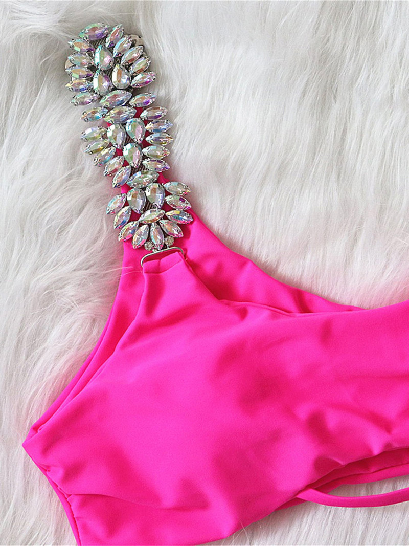 Shiny Diamond Asymmetric Scrunch Butt Bikini Női fürdőruha Női fürdőruha Kétrészes bikini szett fürdőruha Swim V3105