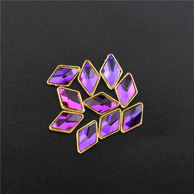 10Pcs Top 3D Rhinestones Šarm Ukrasi za nokte Crystal Strass Dijamantno kamenje Dragulji Nakit za nokte Accessoires novodošlo Legura