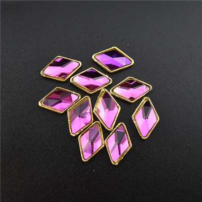 10Pcs Top 3D Rhinestones Šarm Ukrasi za nokte Crystal Strass Dijamantno kamenje Dragulji Nakit za nokte Accessoires novodošlo Legura