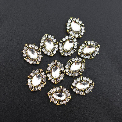 10Pcs Top 3D Rhinestones Šarm Ukrasi za nokte Crystal Strass Dijamantno kamenje Dragulji Nakit za nokte Accessoires novodošlo Legura