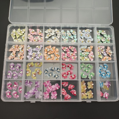 Nail Art Ακρυλικά Λουλούδια Γούρια Κράμα Love Nail Rhinestone Cartoon Αφαιρούμενα fuzz Χριστουγεννιάτικα διακοσμητικά DIY Αξεσουάρ μανικιούρ